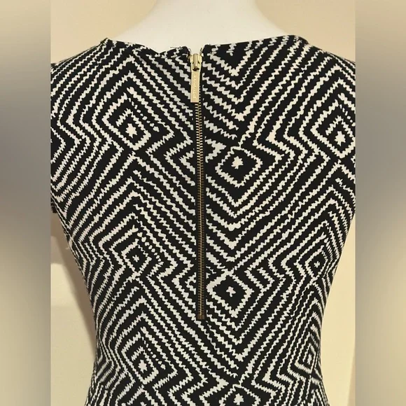 MICHAEL KORS Comfortable Black & White Geometric Short Sleeves Mini Dress Sz S - Picture 8 of 15